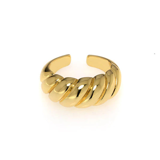 Twist Bold Ring